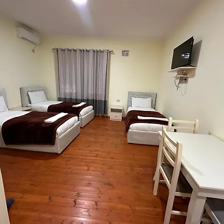 מלון Bar Restaurant Gysi Klos