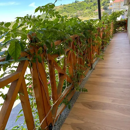 Bar Restaurant Gysi מלון